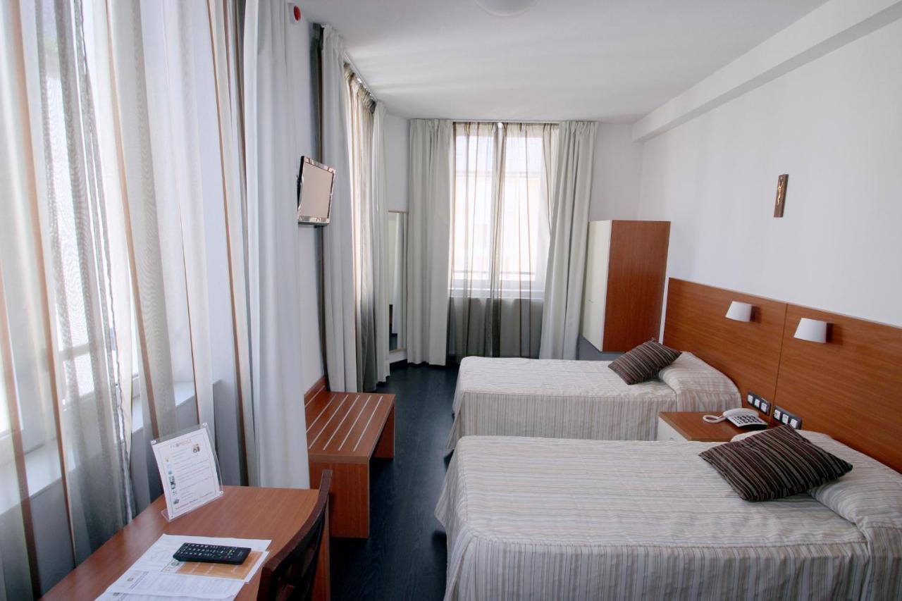 Hotel Florence Lourdes Bilik gambar