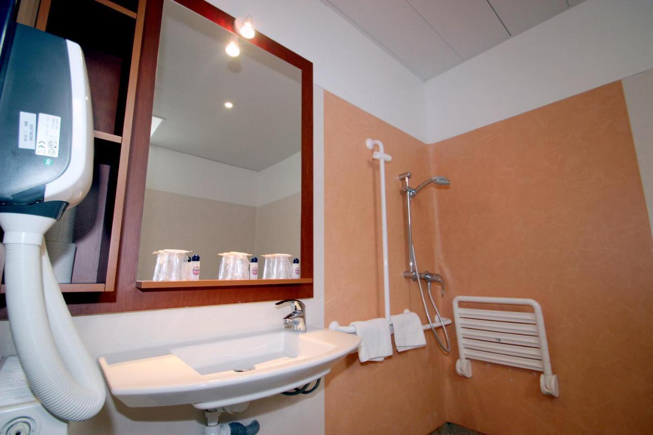 Hotel Florence Lourdes Bilik gambar
