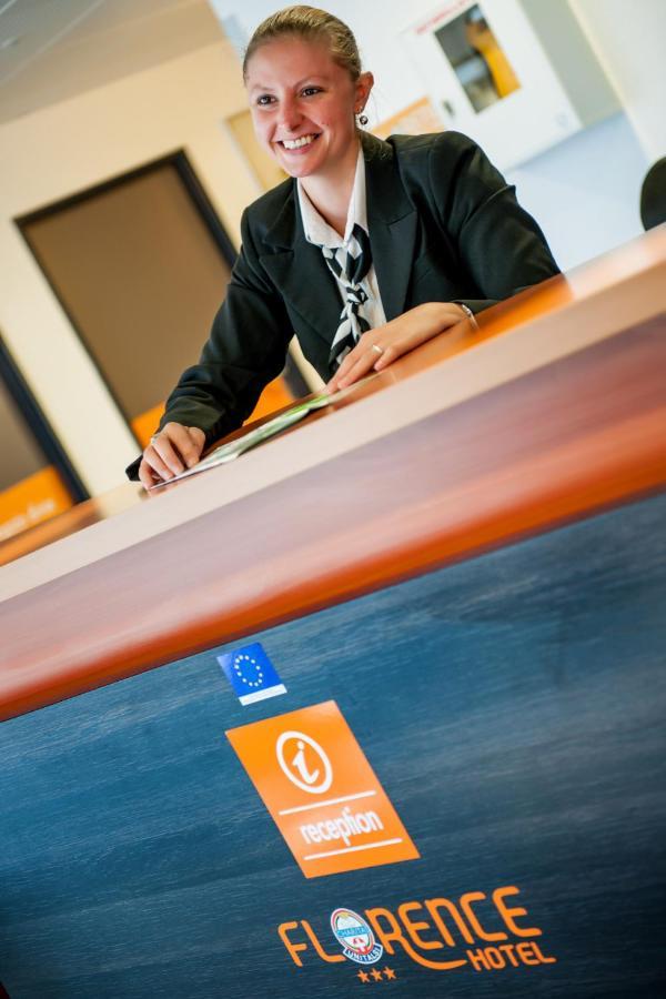 Hotel Florence Lourdes Luaran gambar